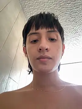 Snapshot of HotStar_yes chatting on September 16, 12:06 pm HotStar yes online show from September 16, 12:06 pm