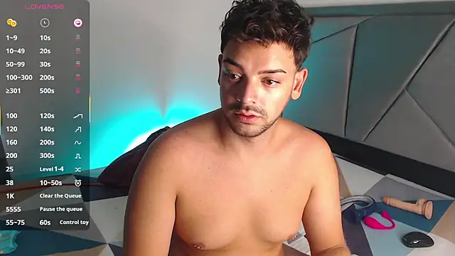 Snapshot of Logan_cocky chatting on September 10, 6:08 pm Logan cocky online show from September 10, 6:08 pm