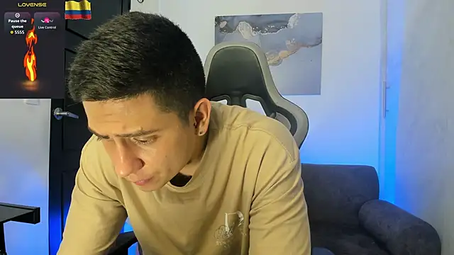 Yeiko Romero  online show from November 8, 8:51 pm