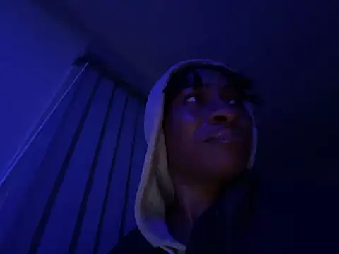 wynterheat online show from February 8, 12:50 pm