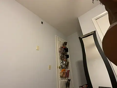 wynterheat online show from February 21, 12:28 pm