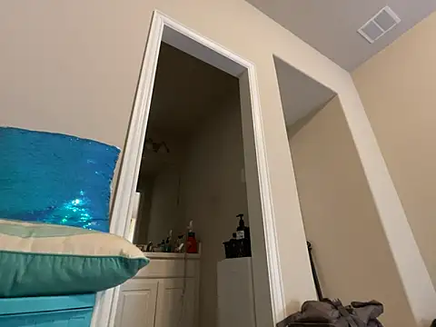 wynterheat online show from October 16, 9:16 pm