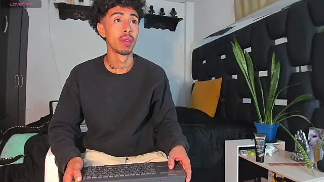 RyanRizzo online show from March 15, 5:52 am