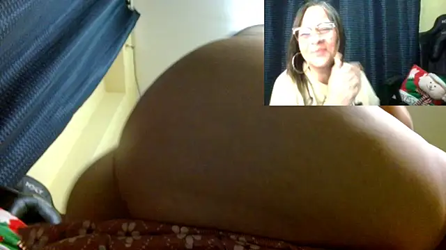 Snapshot of milf_ann48 chatting on January 2, 3:26 am milf ann48 online show from January 2, 3:26 am