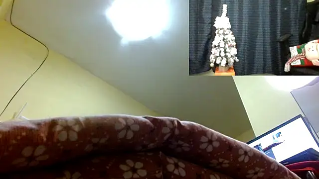 Snapshot of milf_ann48 chatting on January 4, 3:50 am milf ann48 online show from January 4, 3:50 am