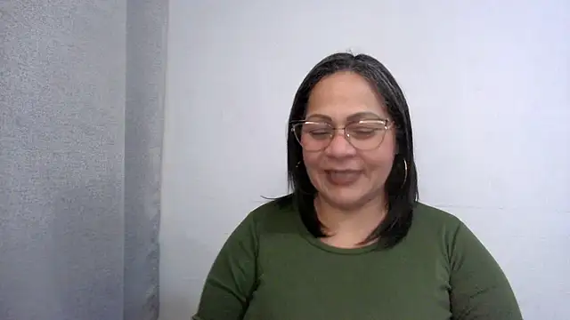 Snapshot of milf_ann48 chatting on September 21, 2:24 am milf ann48 online show from September 21, 2:24 am