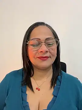 Snapshot of milf_ann48 chatting on September 28, 1:11 am milf ann48 online show from September 28, 1:11 am