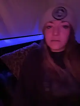 SummerV91 online show from February 15, 11:45 pm