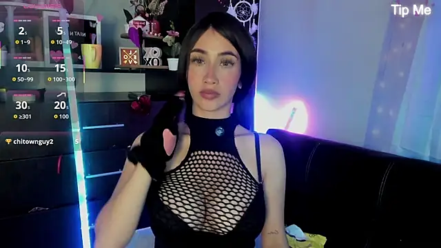 Emilytafur online show from February 18, 9:33 pm