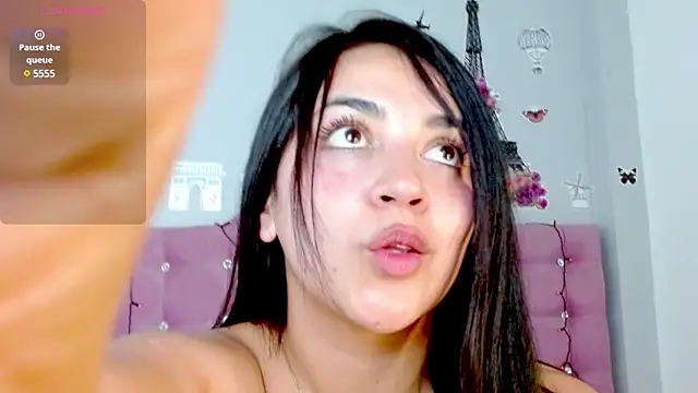 Snapshot of samy_0107 chatting on December 13, 6:38 pm samy 0107 online show from December 13, 6:38 pm