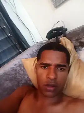 Snapshot of Jeanfamoso chatting on October 18, 1:23 pm Jeanfamoso online show from October 18, 1:23 pm