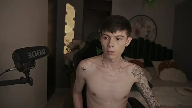 IsmaelRichardson online show from March 21, 2:28 am