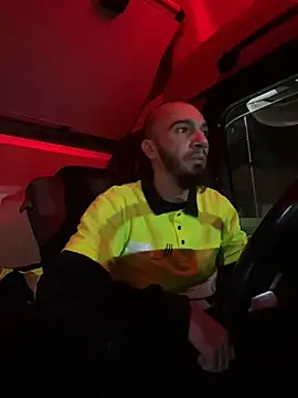 donnuozfutura online show from January 2, 7:07 pm