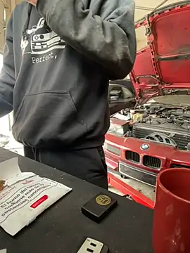 donnuozfutura online show from March 7, 1:40 pm