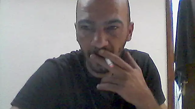 donnuozfutura online show from November 5, 5:40 am