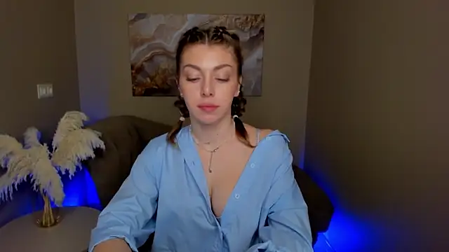 MollyMeltorr online show from October 10, 8:13 am