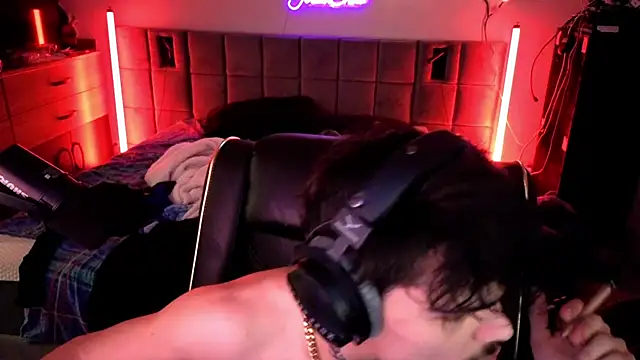 JordanShow online show from April 2, 8:34 am