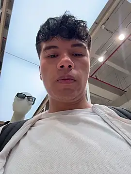 Logan smith1 online show from November 17, 6:46 pm