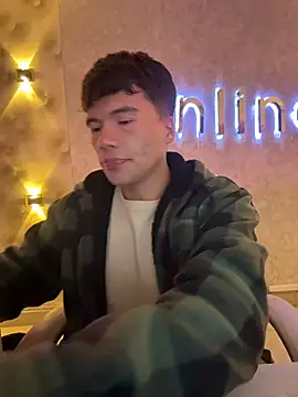 Logan smith1 online show from February 3, 5:49 am