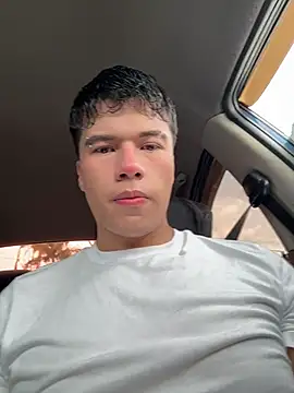 Snapshot of Logan_smith1 chatting on June 30, 7:04 pm Logan smith1 online show from June 30, 7:04 pm