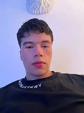 Snapshot of Logan_smith1 chatting on July 16, 3:56 am Logan smith1 online show from July 16, 3:56 am