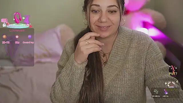 Snapshot of JulietDream chatting on November 25, 11:21 am JulietDream online show from November 25, 11:21 am