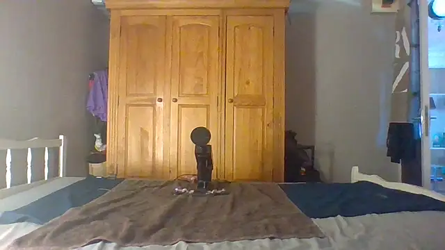 nickgode69 online show from April 8, 7:41 am