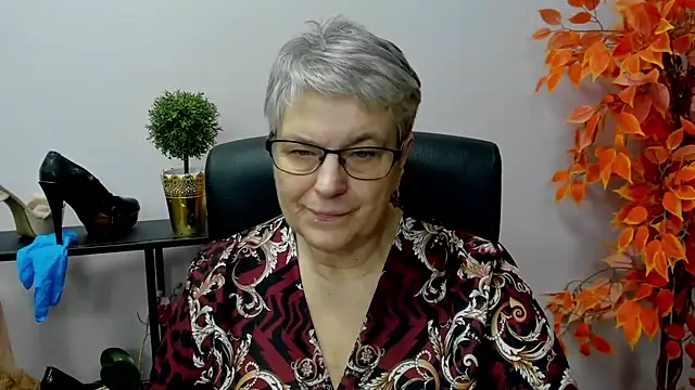 IrisDream online show from December 19, 1:29 pm