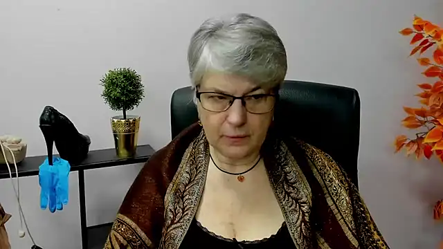 IrisDream online show from January 30, 7:18 am