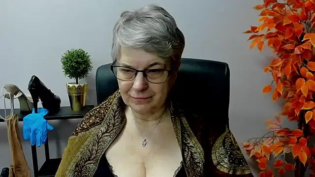 IrisDream online show from March 14, 7:15 am