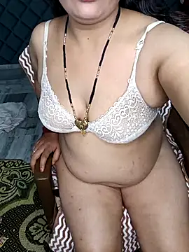 Cute-Raashii online show from February 19, 2:01 am