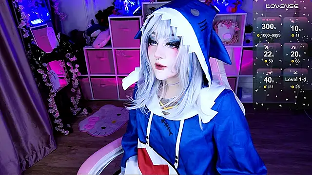 Aki  Ra online show from November 29, 7:50 pm