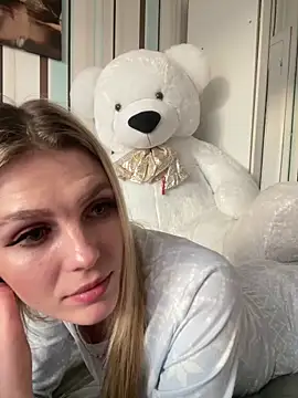 Liya my online show from December 17, 1:28 pm