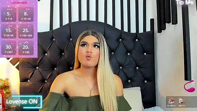 AllisonsweetZ online show from December 22, 7:52 pm