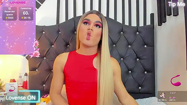 AllisonsweetZ online show from February 14, 8:05 pm