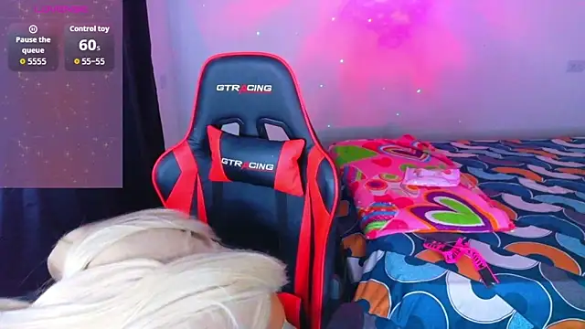 AllisonsweetZ online show from February 13, 4:19 am