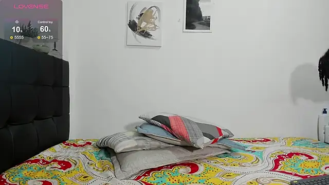 Snapshot of RoddyRich11 chatting on February 22, 2:08 pm RoddyRich11 online show from February 22, 2:08 pm