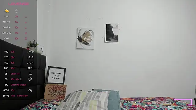 Snapshot of RoddyRich11 chatting on September 24, 11:13 am RoddyRich11 online show from September 24, 11:13 am