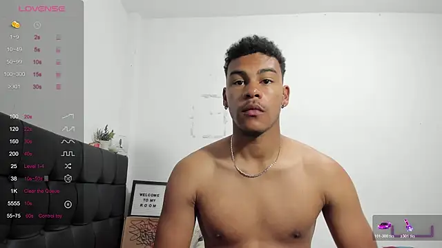 RoddyRich11 online show from February 13, 11:50 am