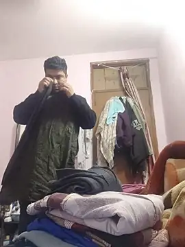 Snapshot of L9vefromAkhil chatting on February 3, 6:00 am L9vefromAkhil online show from February 3, 6:00 am