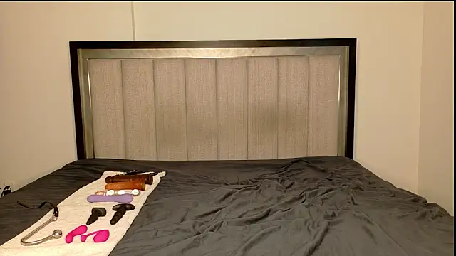 misscatxo online show from January 10, 6:17 pm