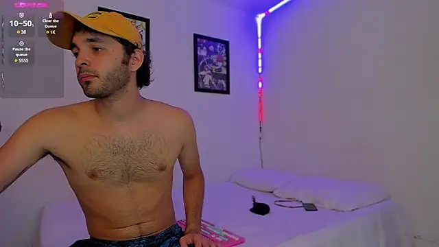 Snapshot of persiival chatting on January 20, 12:36 am persiival online show from January 20, 12:36 am