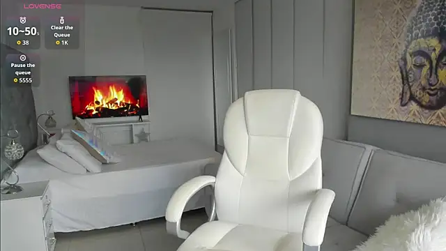 Snapshot of Missbeloved chatting on December 18, 9:54 pm Missbeloved online show from December 18, 9:54 pm