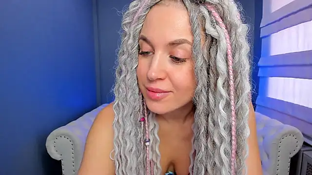 rock n roxy online show from February 12, 7:23 am