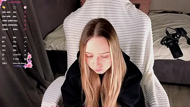 HollisBeckett online show from February 20, 3:03 am