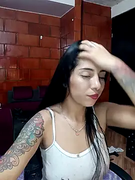 Snapshot of Raven__purple chatting on January 29, 4:26 am Raven  purple online show from January 29, 4:26 am