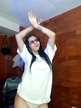 Snapshot of Raven__purple chatting on March 15, 5:08 am Raven  purple online show from March 15, 5:08 am