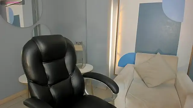 ChloePreston  online show from May 28, 10:56 am