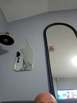 dickinyouto online show from December 4, 8:23 am