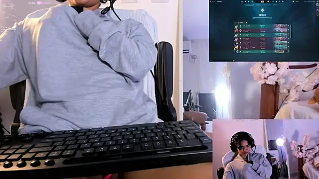 Snapshot of marlena3312 chatting on March 22, 2:58 pm marlena3312 online show from March 22, 2:58 pm